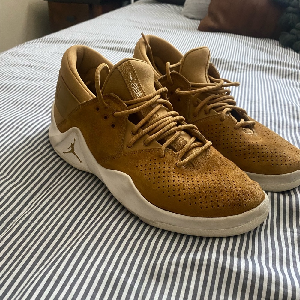 Jordan Flight fresh